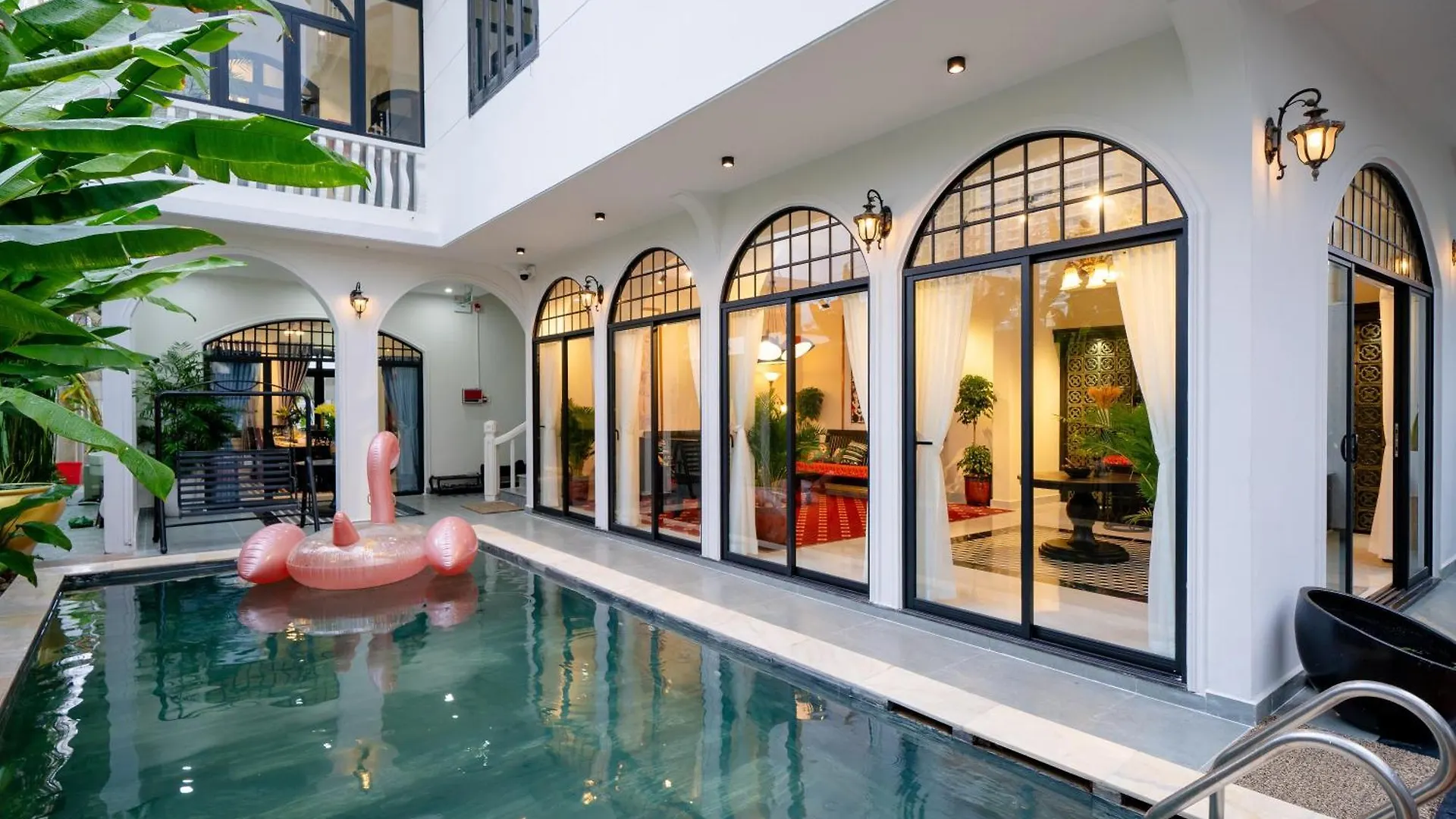 Shila Boutique Villa Da Nang