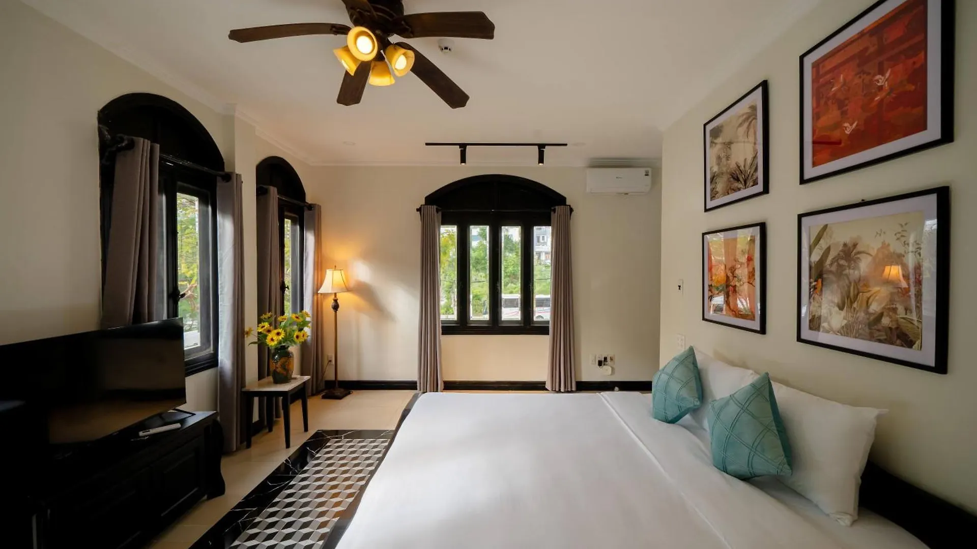 Shila Boutique Villa Da Nang 0*,